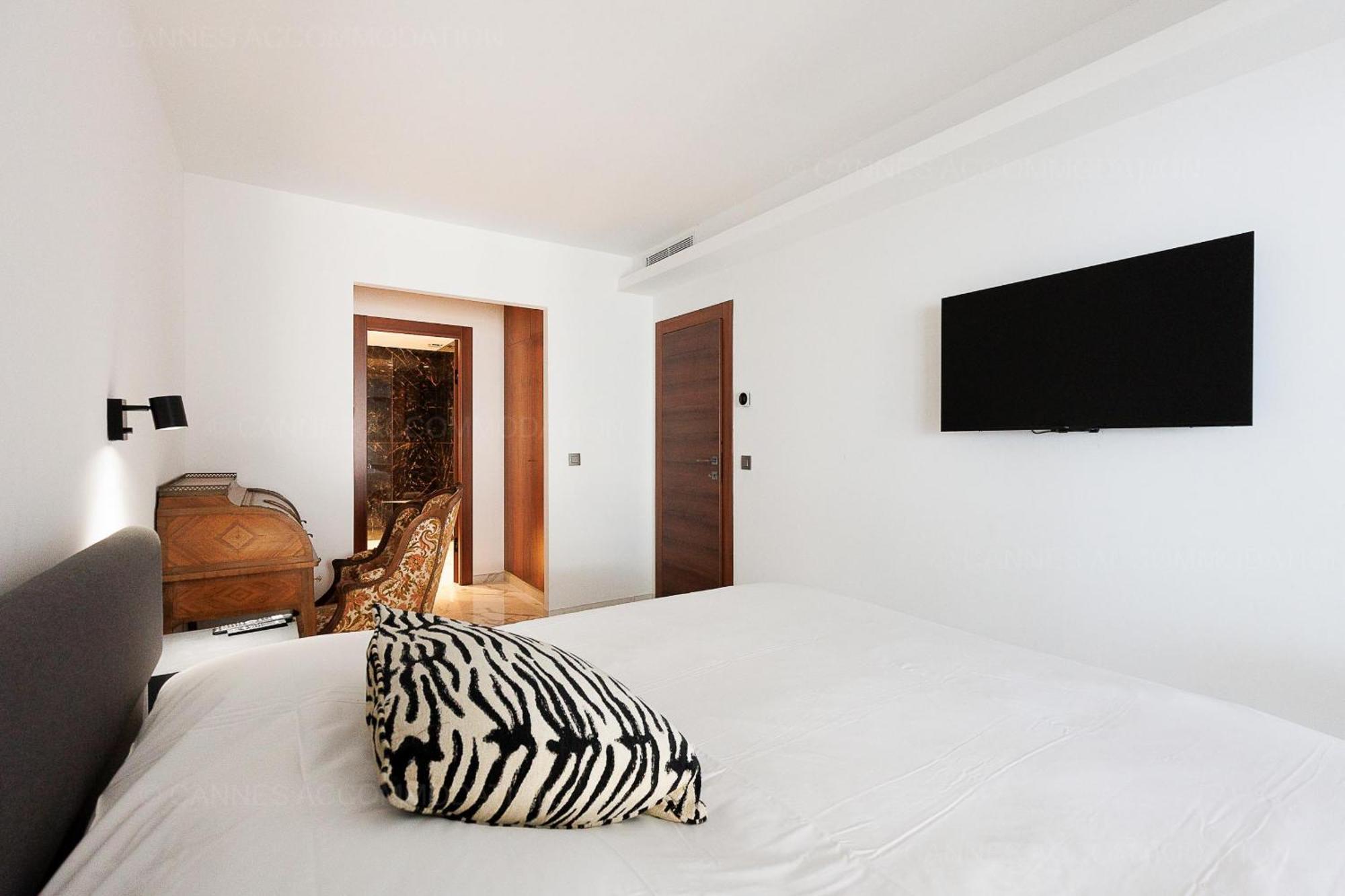 Gray 3e1 * Cannes