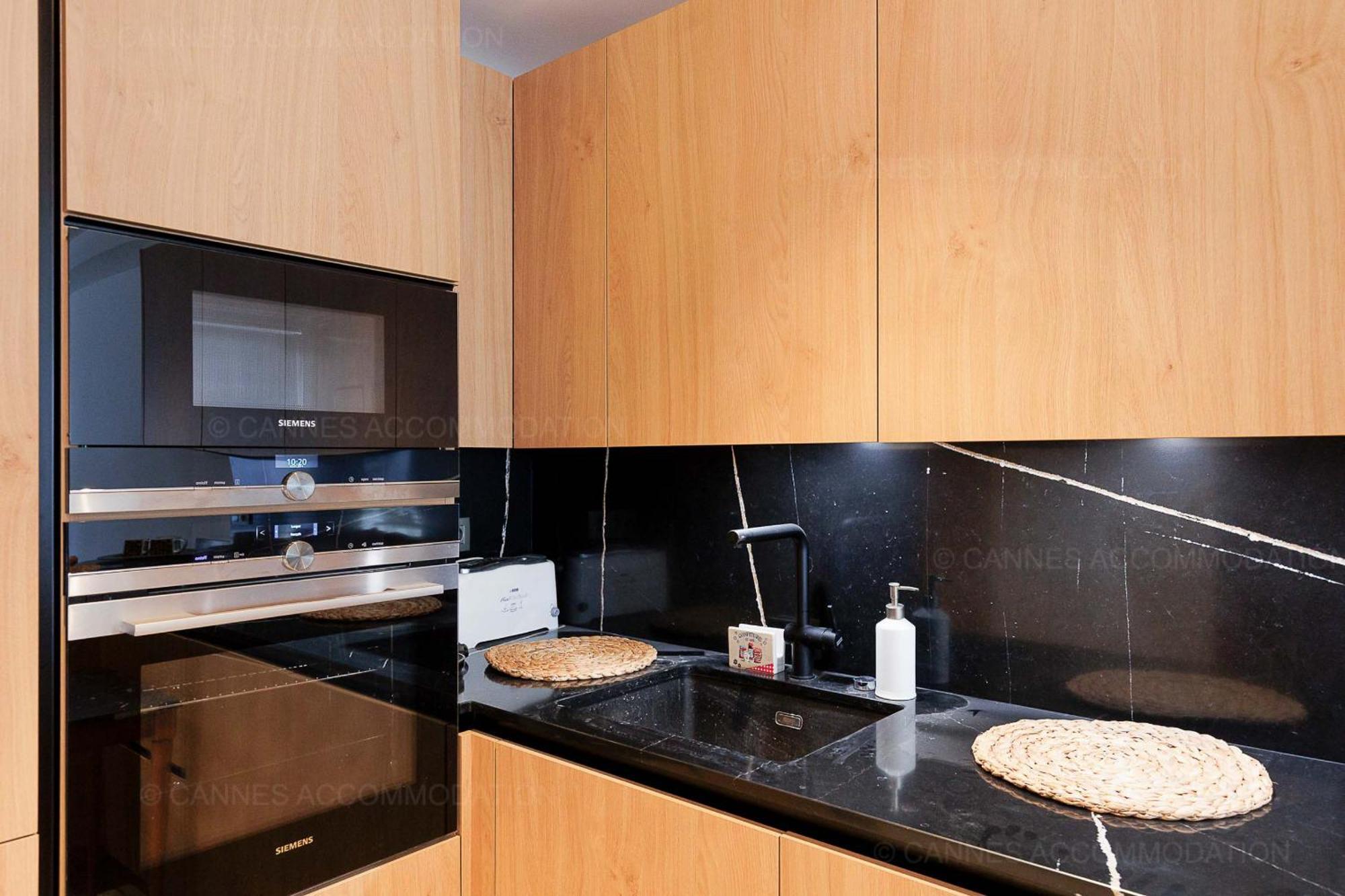 Apartment Gray 3e1 *